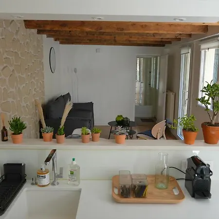 Апартаменты Maison De Avec Sa Cour Au Calme A 1min De La Pace Stanislas