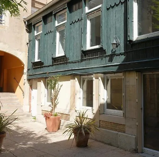 Maison De Avec Sa Cour Au Calme A 1min De La Pace Stanislas * Нанси