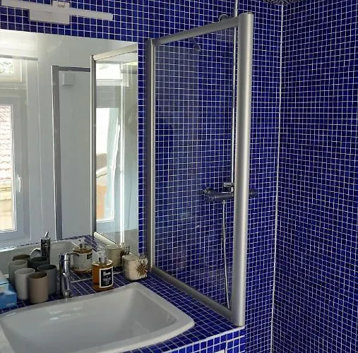 Maison De Avec Sa Cour Au Calme A 1min De La Pace Stanislas * Нанси